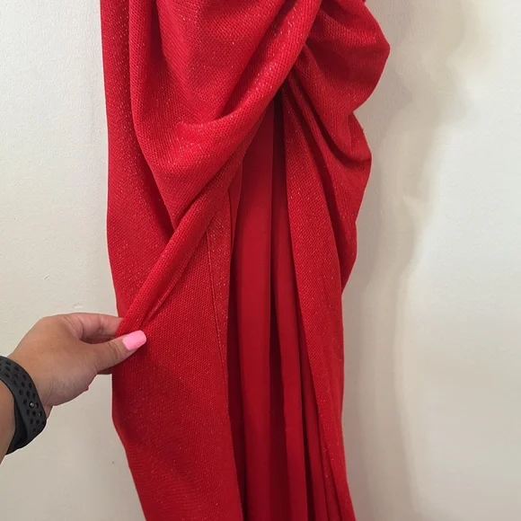 NEW Michael Costello x Revolve Brigitte Gown in Red Size Medium - Picture 9 of 10
